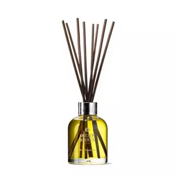 Molton Brown Black Peppercorn Aroma Reeds 150ml